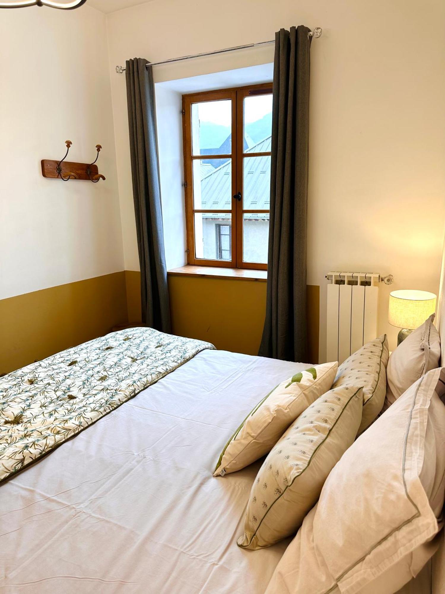 Auberge Le Glacier Bleu Mont-Dauphin Værelse billede